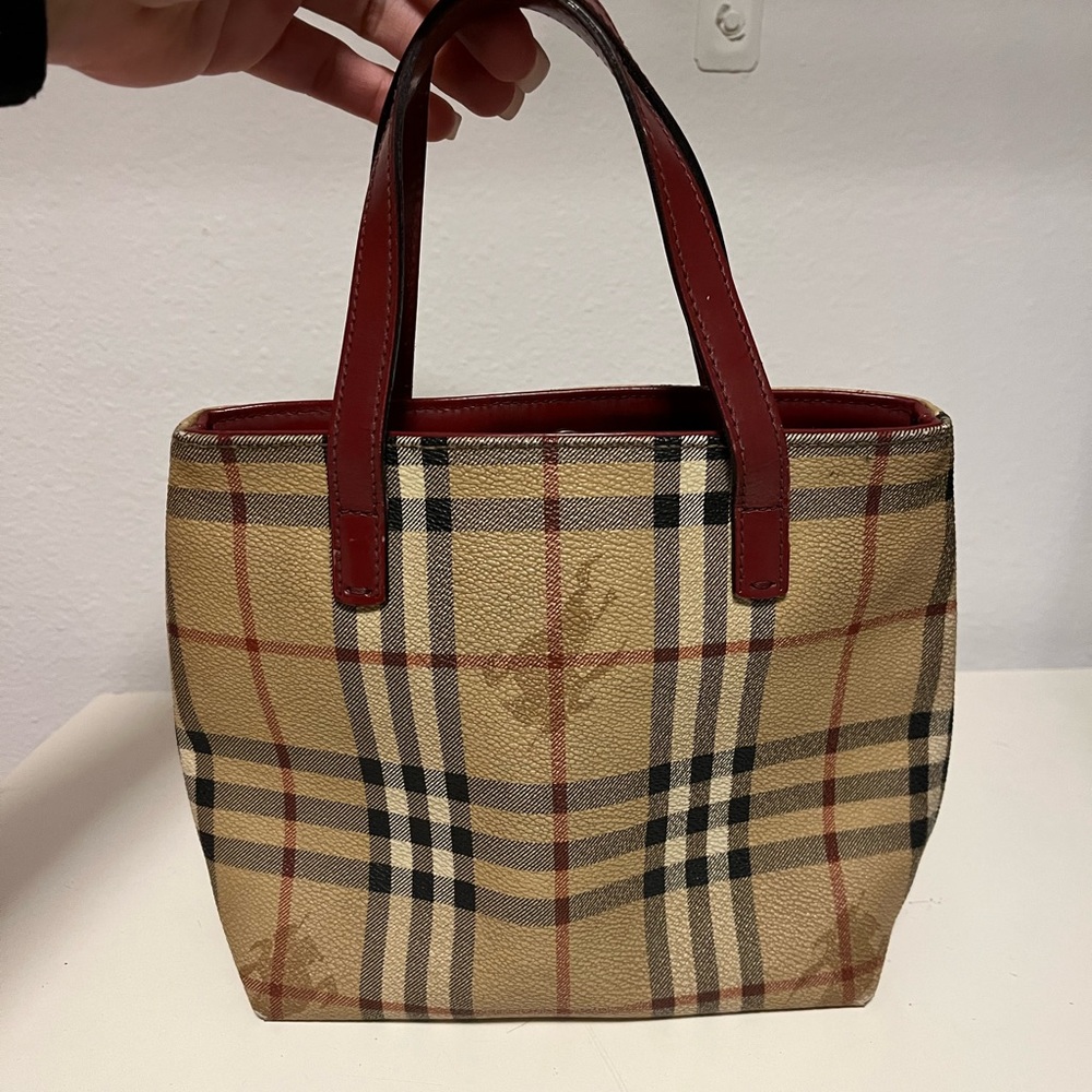 Vintage Burberry handbag